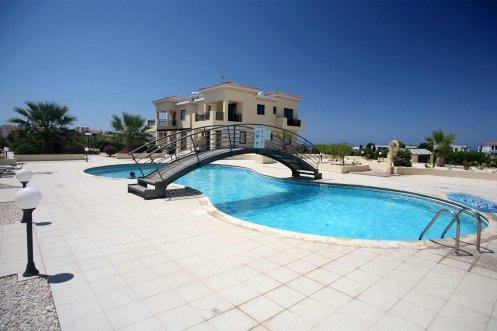 Faros Beach Paphos Bilik gambar
